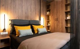 F & B Collection - Minilux Studio For 3